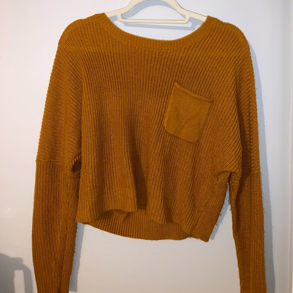 Cozy Cropped Sweater - Picture 1 of 2